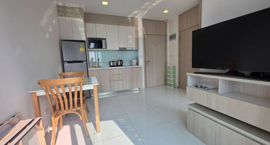 For rent 1 bed condo in Pratumnak, Pattaya