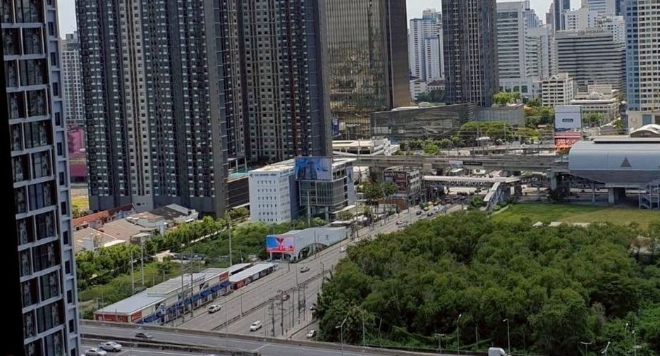 For sale 1 bed condo in Huai Khwang, Bangkok