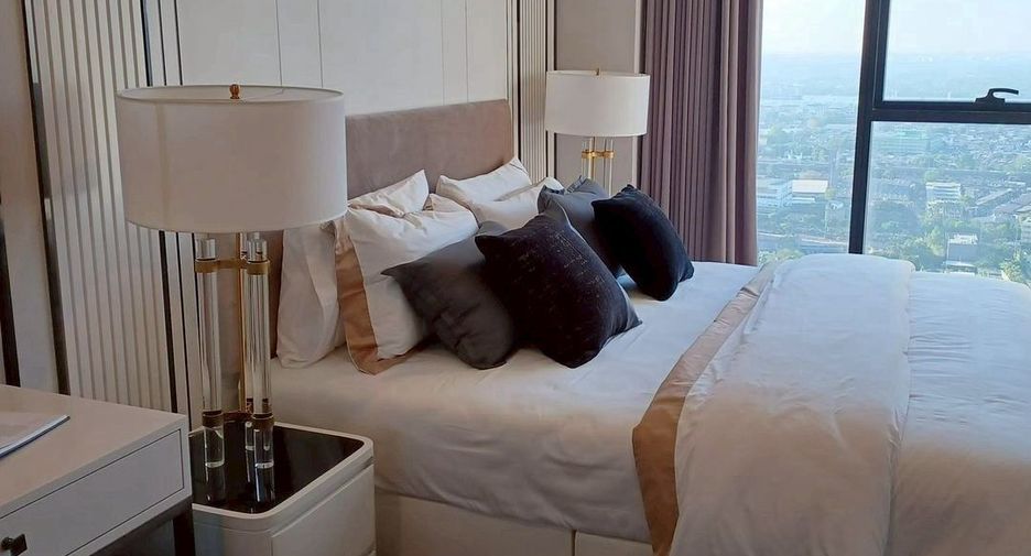For rent 1 bed condo in Khlong Toei, Bangkok