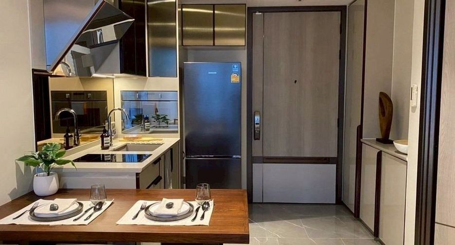 For rent 1 bed condo in Watthana, Bangkok