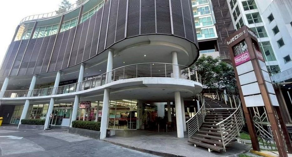 For sale 1 bed condo in Phaya Thai, Bangkok