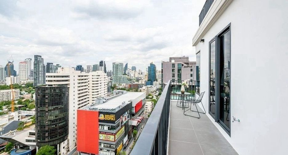 For rent and for sale 2 bedrooms condo in Watthana, Bangkok