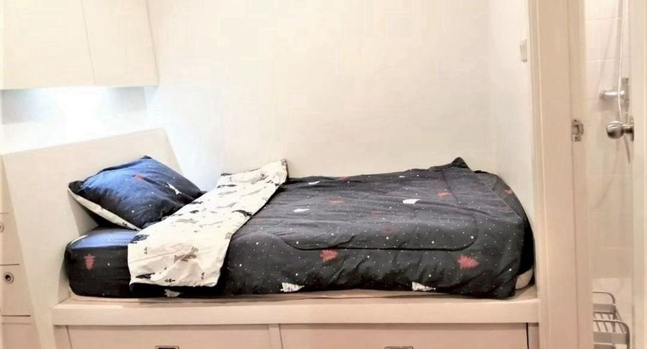 For rent 2 bedrooms condo in Phaya Thai, Bangkok