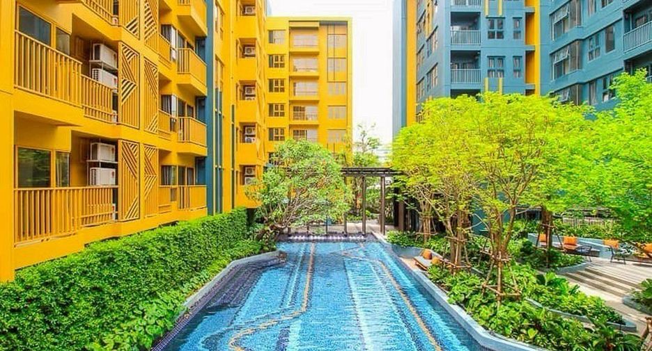 For sale 2 bedrooms condo in Khlong Toei, Bangkok