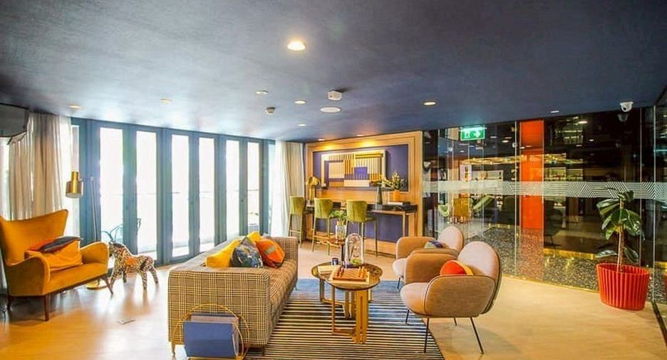 For sale 2 bedrooms condo in Khlong Toei, Bangkok