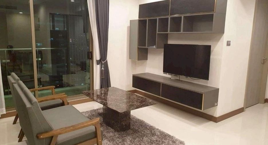 For rent 2 bedrooms condo in Watthana, Bangkok