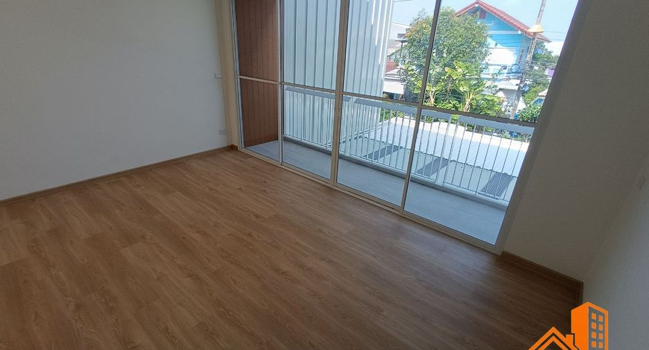 For sale 3 bedrooms retail Space in Bang Phli, Samut Prakan