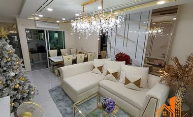 For sale 3 bedrooms townhouse in Lat Phrao, Bangkok