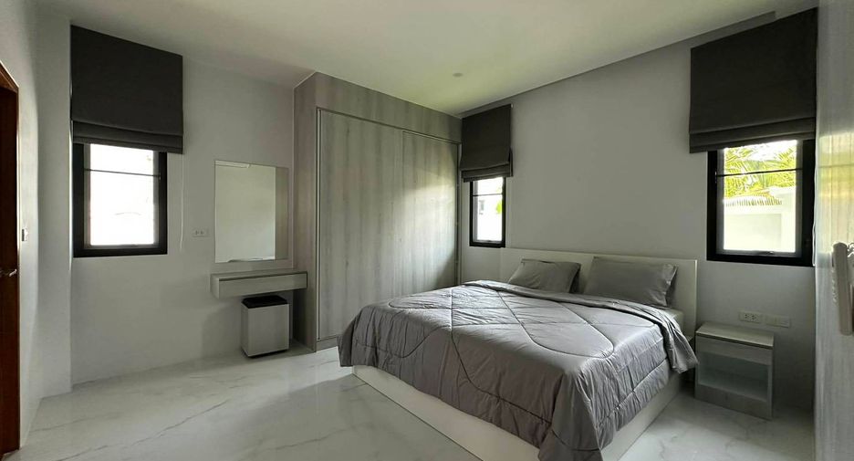 Villa en alquiler de 3 habitaciones en Mueang Phuket, Phuket