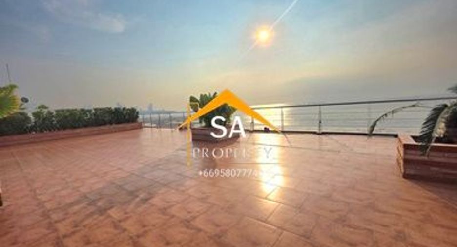For rent 4 bedrooms condo in North Pattaya, Pattaya