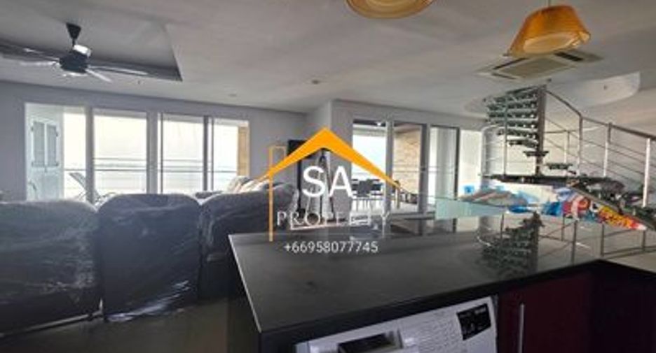 For rent 4 bedrooms condo in North Pattaya, Pattaya