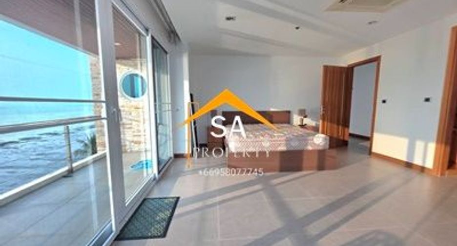 For rent 4 bedrooms condo in North Pattaya, Pattaya