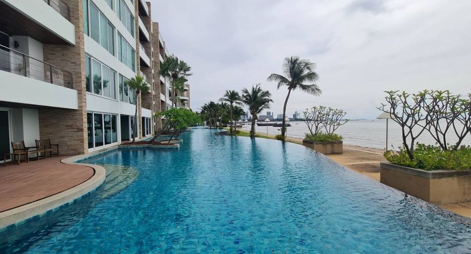 For rent 4 bedrooms condo in North Pattaya, Pattaya