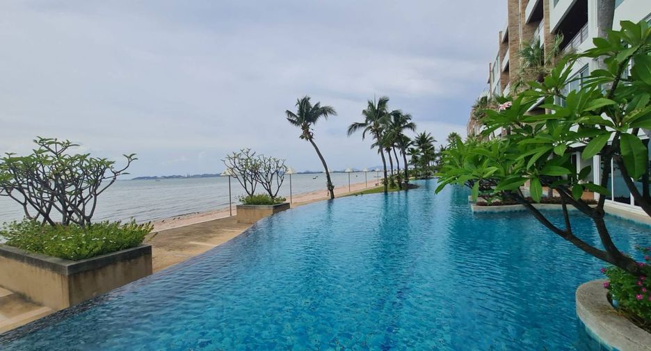 For rent 4 bedrooms condo in North Pattaya, Pattaya
