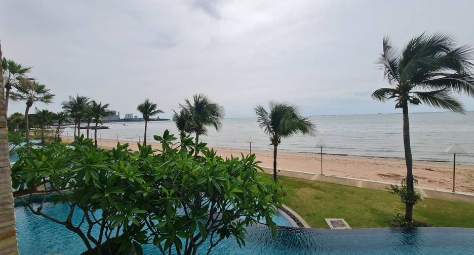 For rent 4 bedrooms condo in North Pattaya, Pattaya