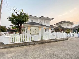 Haus zur Miete mit 4 Zimmer in San Sai, Chiang Mai
