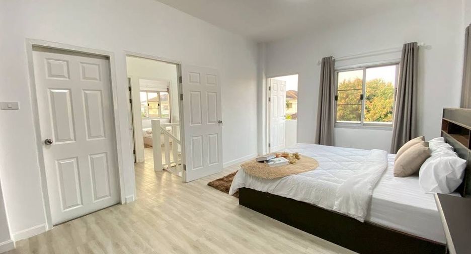 For rent 4 bedrooms house in San Sai, Chiang Mai