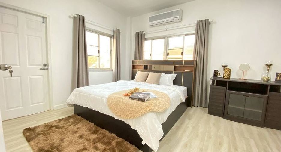 For rent 4 bedrooms house in San Sai, Chiang Mai