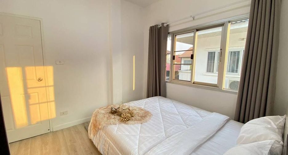 For rent 4 bedrooms house in San Sai, Chiang Mai