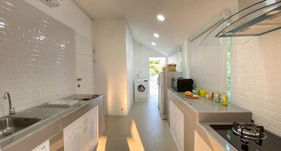 For rent 4 bedrooms house in San Sai, Chiang Mai