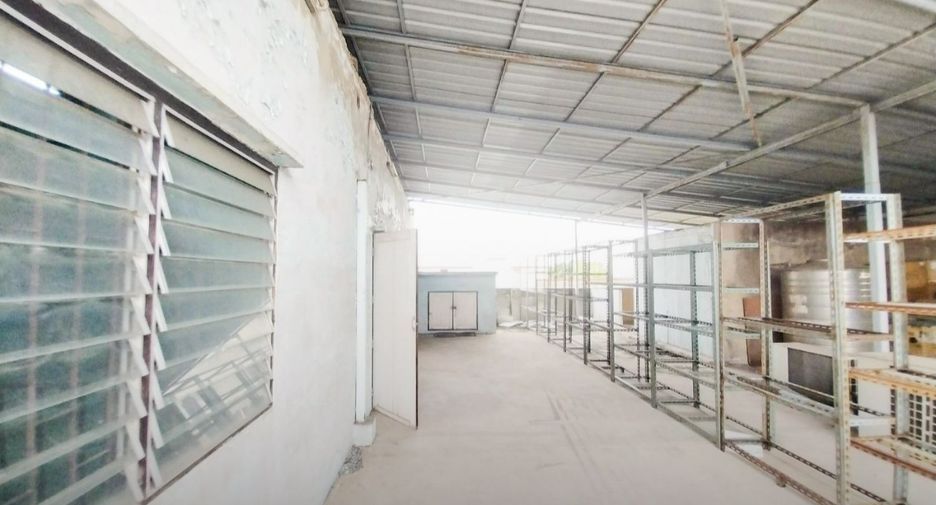For rent 1 bed retail Space in Huai Khwang, Bangkok