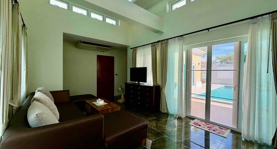 For rent 3 ベッドルーム villa in East Pattaya, Pattaya