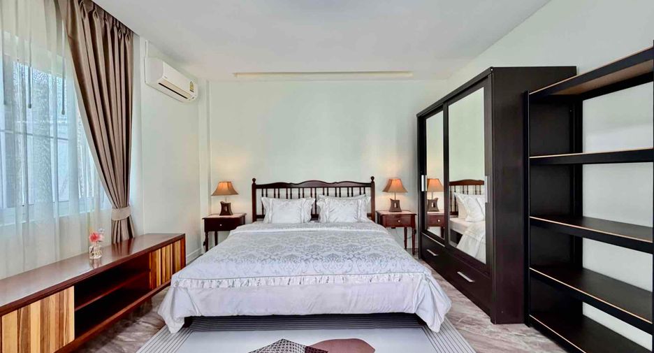 For rent 3 ベッドルーム villa in East Pattaya, Pattaya