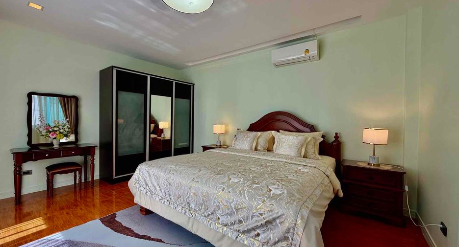 For rent 3 ベッドルーム villa in East Pattaya, Pattaya