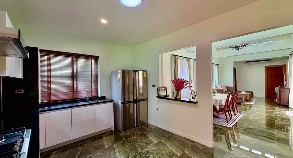 For rent 3 ベッドルーム villa in East Pattaya, Pattaya