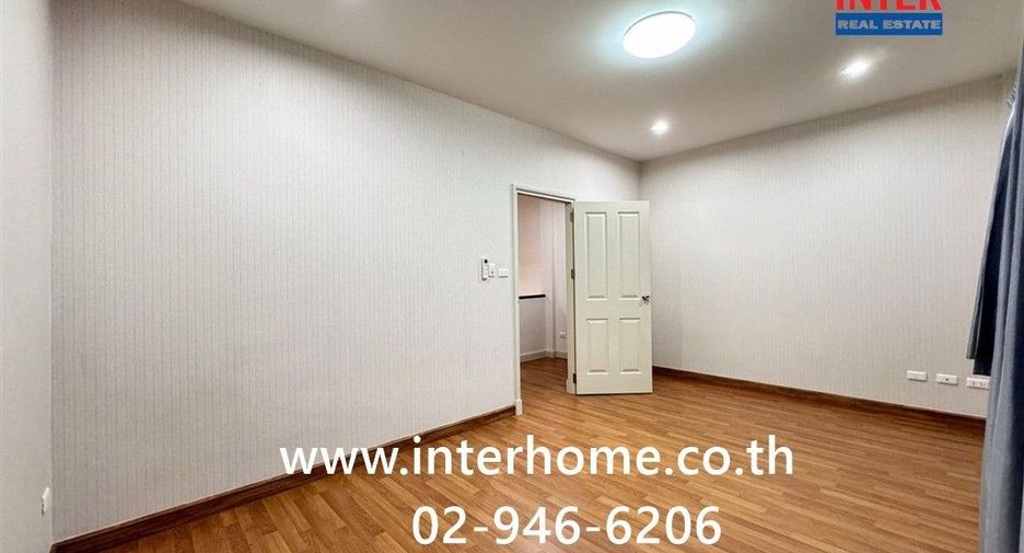 Casa adosada en venta de 3 habitaciones en Lak Si, Bangkok
