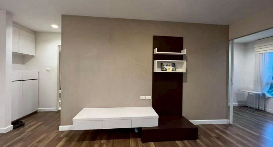 For sale 2 bedrooms condo in Phra Khanong, Bangkok