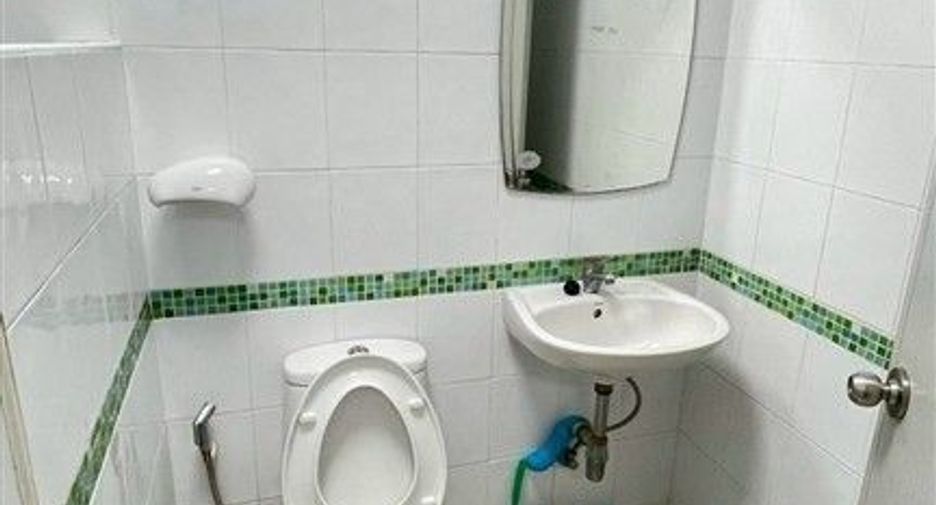 Reihenhaus zum Kauf mit 5 Zimmer in Din Daeng, Bangkok