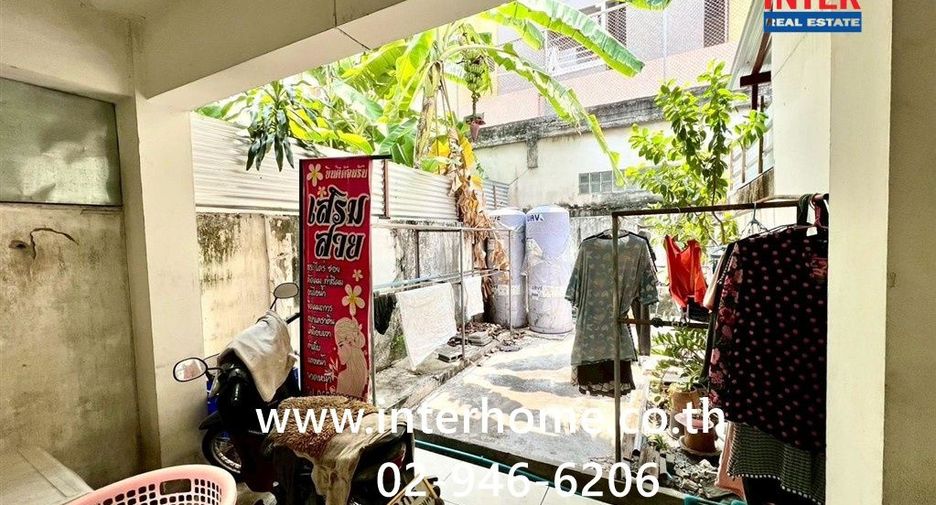 Reihenhaus zum Kauf mit 5 Zimmer in Din Daeng, Bangkok