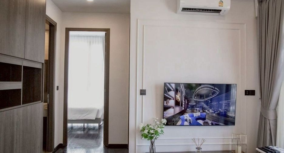 For rent 2 bedrooms condo in Watthana, Bangkok