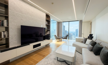 For rent 3 bedrooms condo in Khlong Toei, Bangkok