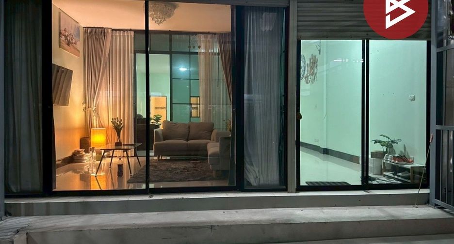 For rent and for sale 2 bedrooms townhouse in Mueang Chon Buri, Chonburi
