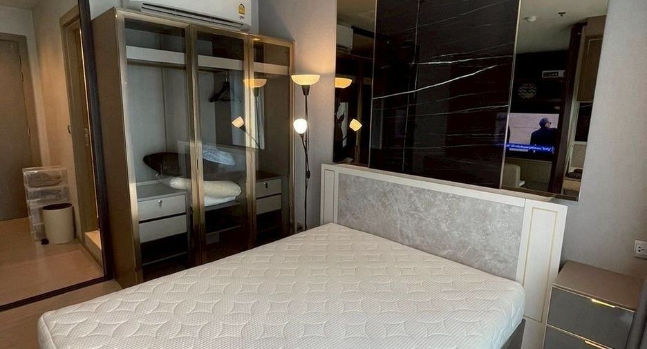 For sale 1 bed condo in Huai Khwang, Bangkok