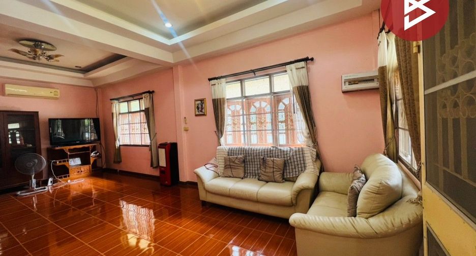 For sale 3 bedrooms house in Mueang Phitsanulok, Phitsanulok