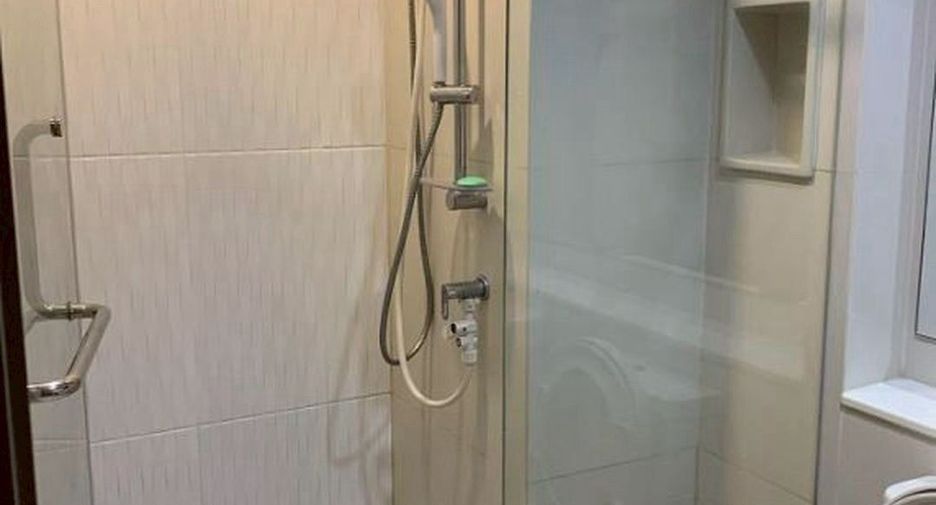 For sale 1 bed condo in Huai Khwang, Bangkok