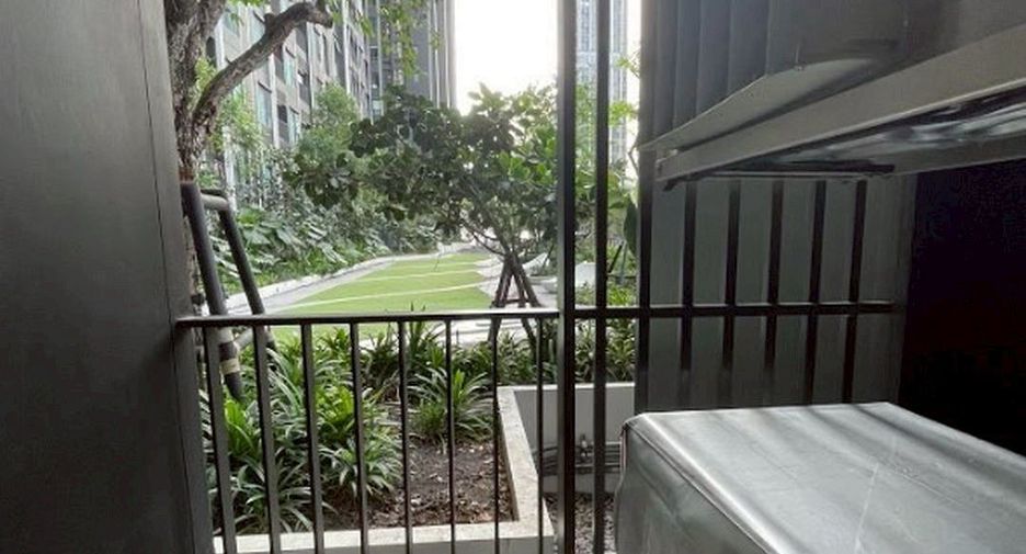 For sale 1 bed condo in Huai Khwang, Bangkok