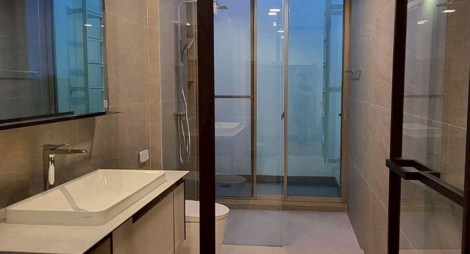 For rent 3 bedrooms house in Saphan Sung, Bangkok