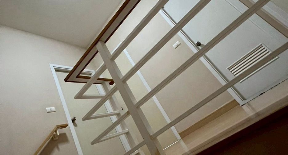For sale 3 bedrooms townhouse in Sai Mai, Bangkok