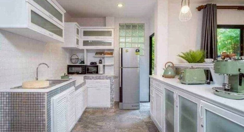 For rent 1 bed house in Pathum Wan, Bangkok