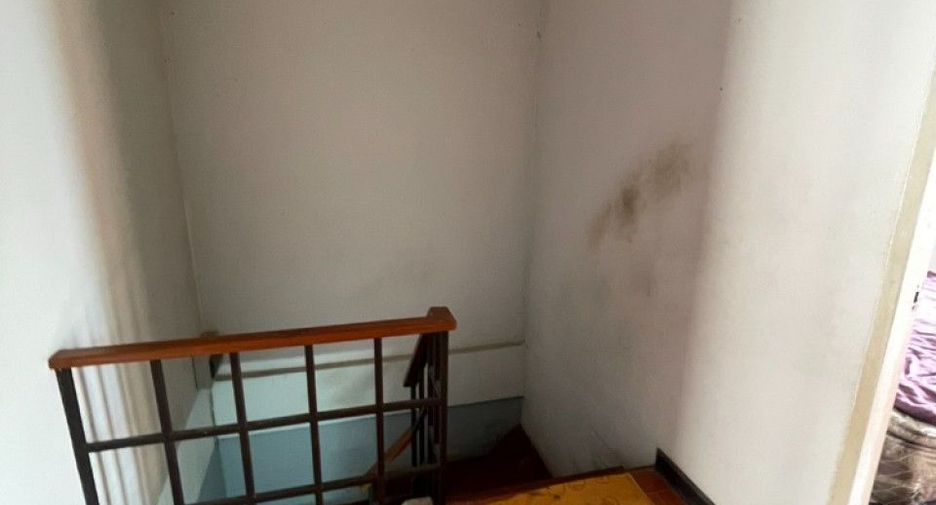 For sale 2 bedrooms townhouse in Mueang Chachoengsao, Chachoengsao