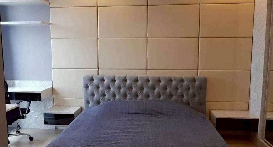 Wohnung zur Miete mit 1 Zimmer in Bang Rak, Bangkok