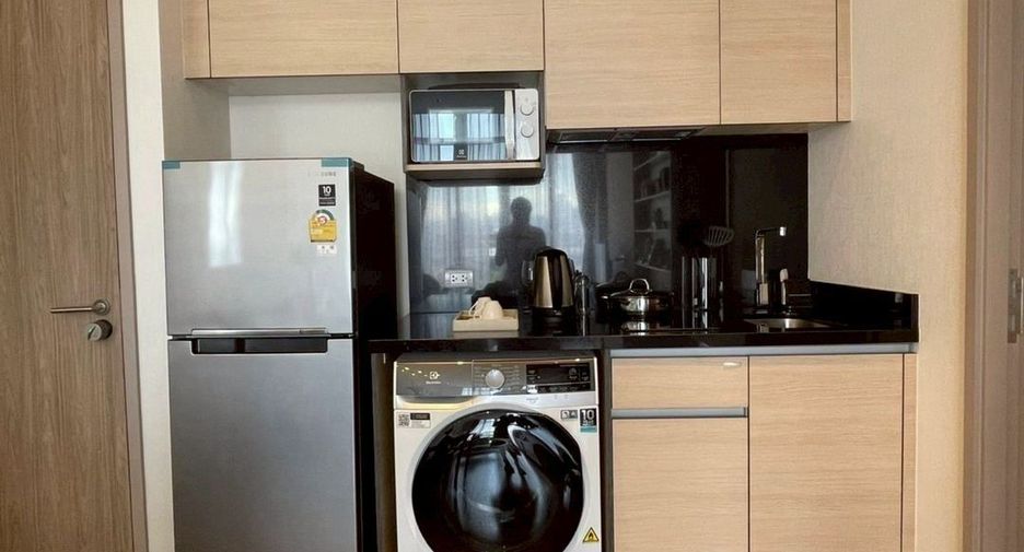 Condo en alquiler de 2 habitaciones en Khlong Toei, Bangkok