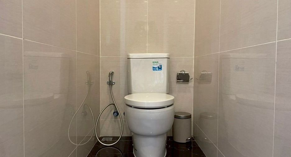 Condo en alquiler de 2 habitaciones en Khlong Toei, Bangkok