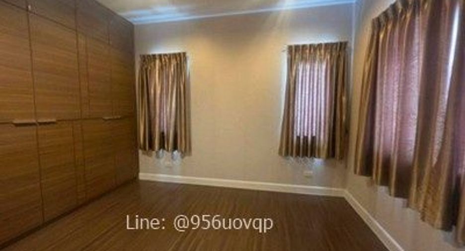 Haus zur Miete und zum Kauf mit 4 Zimmer in Bang Phli, Samut Prakan