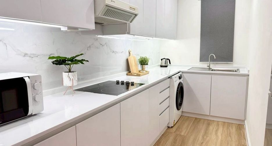 For rent 1 bed condo in Khlong San, Bangkok
