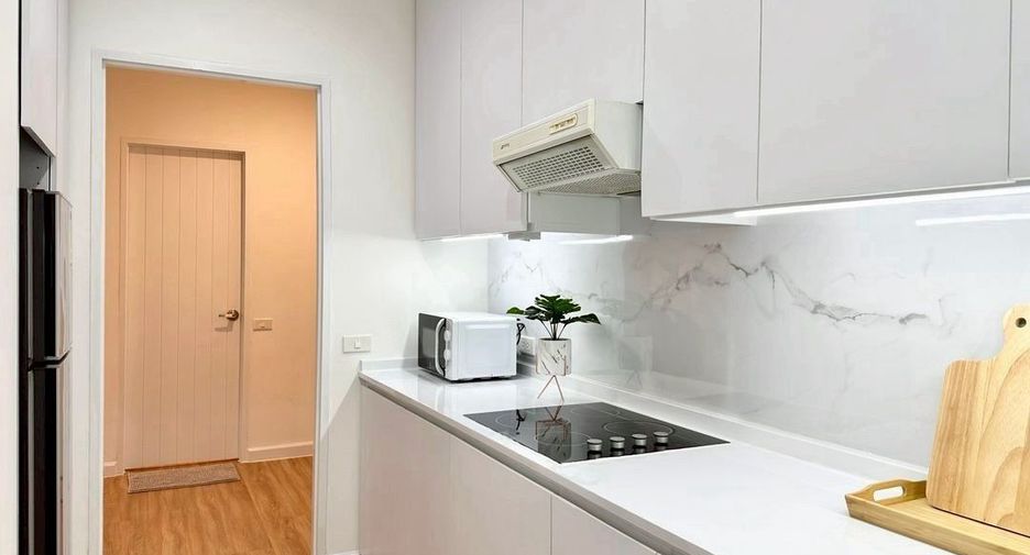 For rent 1 bed condo in Khlong San, Bangkok